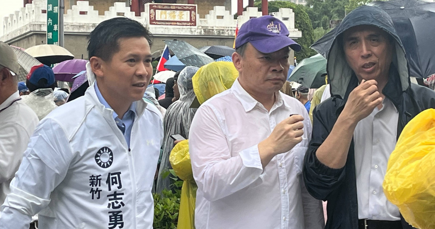 何志勇質疑，國防醫學院引用陸委會行政命令，嚴格限制在大陸出生的中華民國國民報考軍校，已經有違憲、違背母法之虞。（圖／何志勇臉書）