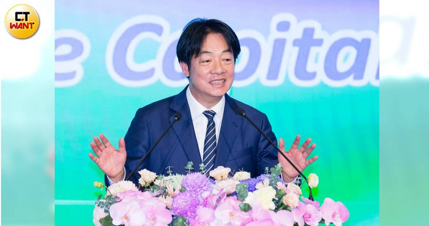 台灣民意基金會今（12）日公布最新民調，對於「總統職務表現贊同率」， 僅33％民眾認同、54％民眾不認同，滿意度雪崩式下跌。（圖／黃威彬攝）