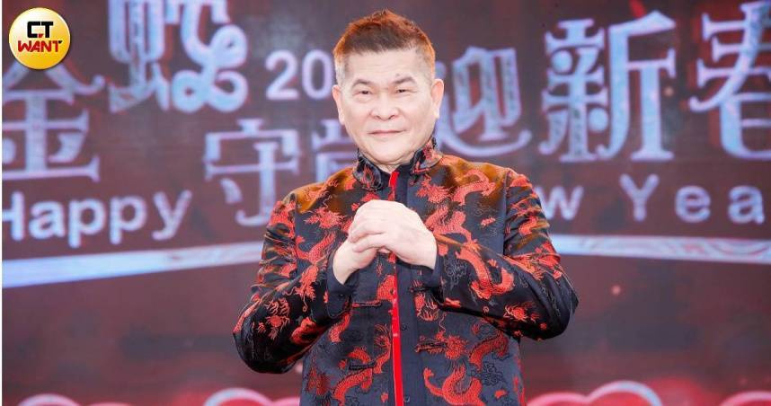 資深藝人澎恰恰2024年傳出投資糾紛，今日下午現身台北地檢署，但強調自己「只是來作證」。（圖／趙文彬攝）