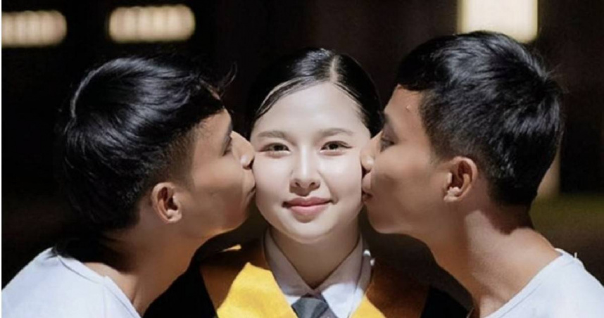 泰國女子法（中）與雙胞胎兄弟星（左）、蘇亞（右）共同生活半年，三人感情穩定。（圖／翻攝自X，@TheDaily_Thai）