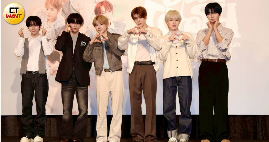 NCT WISH成員RYO（左起）、RIKU、YUSHI、SION、SAKUYA、JAEHEE出席記者會。（圖／方萬民攝）
