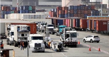 中東衝突升級，運費已上漲了11倍到12倍。（圖／新華社）