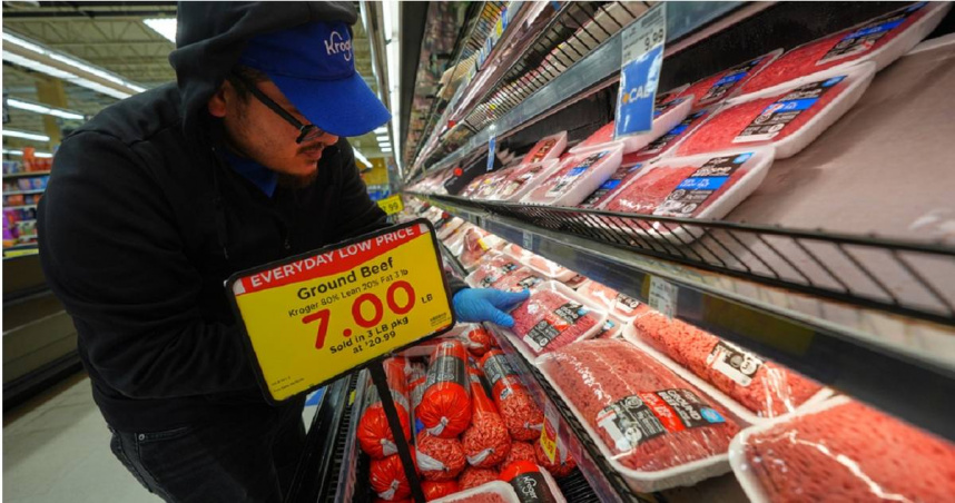 衡量美國經濟商品與服務成本的廣泛指標「消費者物價指數」（CPI）經季節調整後，5月月增0.5%，使年通膨率升至4.2%。（圖／達志／美聯社）