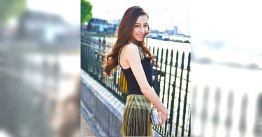 騷擾慣犯直播節目下跪求婚…迪麗熱巴嚇傻 粉絲怒批:變態!