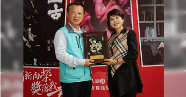 女團長打流感疫苗「命快去掉一半」 控衛福部通報「落落長」根本無力寫