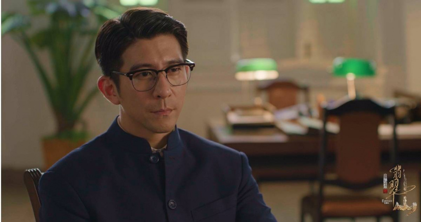 修杰楷在《小娘惹之翡翠山》飾演開明的父親。（圖／TVBS）