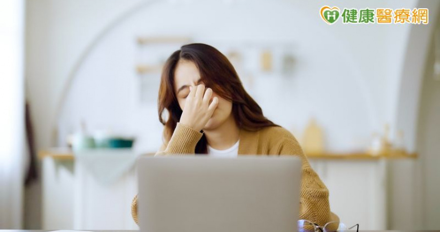 5／30世界多發性硬化症關懷日！疲倦、眼花別輕忽　醫教辨識生活中復發警訊