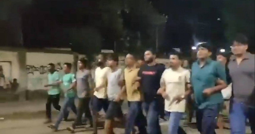 達卡大學學生自發組織校園遊行。（圖／翻攝自社群網站X）