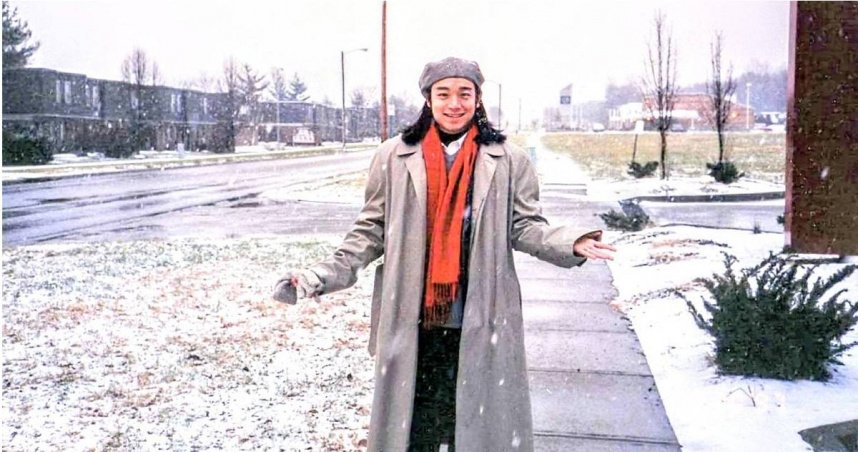 岑永康曾有搖滾夢，留長髮還打三個耳洞，可惜沒趕上選秀熱潮！（圖／岑永康提供）