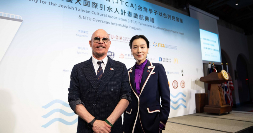 薛智偉親揭愛妻坣娜（右）死因。（圖／翻攝臉書／薛智偉坣娜猶台文化交流協會）