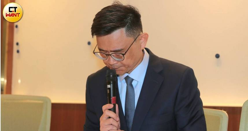 有意參選2026高雄市長的民進黨立委賴瑞隆，近日遭爆就讀小學二年級的兒子在學校涉嫌霸凌同學。（圖／周志龍攝）