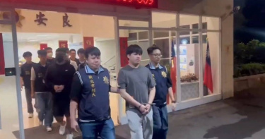 蔡姓男子組成拖吊蟑螂集團收取天價拖吊費，遭檢方起訴並求處重刑。（圖／翻　攝畫面）