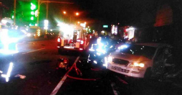 台中BMW男載2辣妹!耍帥躲酒測撞死人 家屬痛哭:沒道歉,撞到不成人形