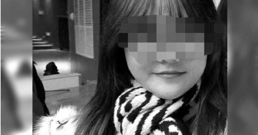 護理系女大生「臉黑滲血」慘死校門口!父母見屍崩潰 神秘男冷笑:我殺的