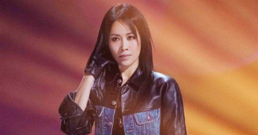 那英13歲女兒正臉首度曝光! 見女星竟吐「妳的笑好可怕」比媽媽講話還直接