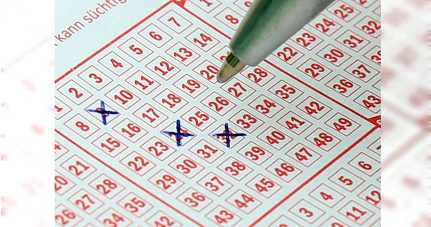 美國紐澤西州（New Jersey）一對夫妻在整理家裡時，在放置雜物的抽屜內，發現彩券，兌獎後竟發現中了100萬美金（約新台幣3000萬元）的大獎。（示意圖／Pixabay）