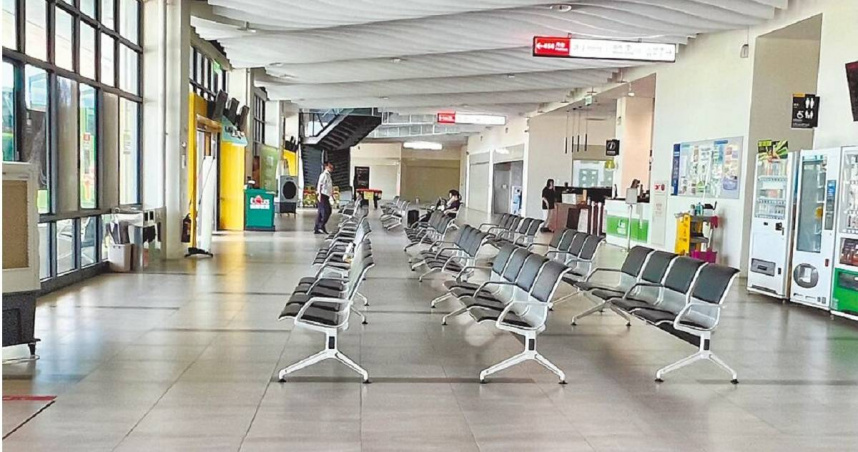 一名男網友最近從台北前往新竹，改搭其他交通工具，結果整體乘坐體驗相當舒適，甚至直呼「真的愛了」。（示意圖／報系資料照）