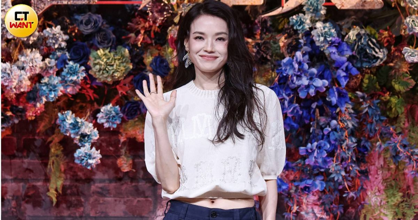 舒淇笑稱因為拍戲哭太多開始老花。（圖／楊澍攝）