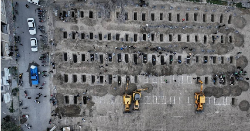 伊朗國家電視台3日播出的女童葬禮影像。（圖／達志／美聯社）