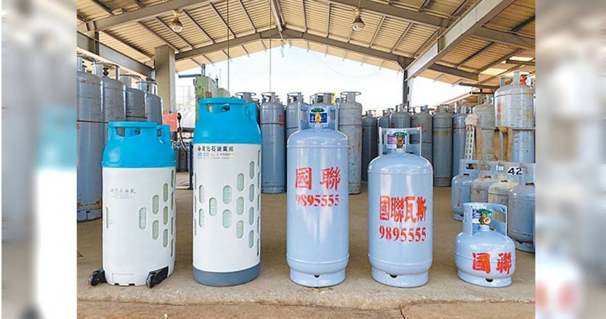 宜蘭長年仰賴桶裝瓦斯，縣府卻受理天然氣進駐申請，引發瓦斯行強烈反彈。（圖／報系資料照）