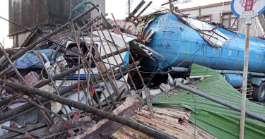 屏東曳引車酒駕「擦撞」7間民宅 駕駛慘死住戶幸無礙