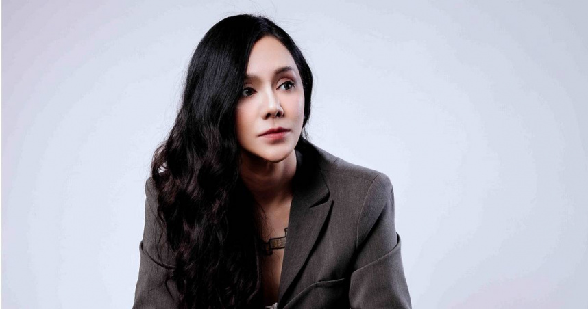 琳娜16歲獨自北上工作，當過駐唱歌手，也因為各大電視台的歌唱選秀節目而嶄露頭角。(圖／日天昊娛樂提供)