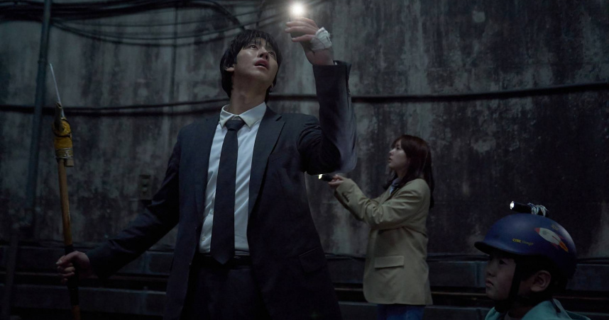 《全知讀者視角》一上映便氣勢如虹，空降首日票房冠軍寶座。（圖／采昌國際多媒體提供）