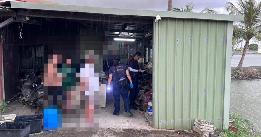 高雄市茄萣區一處魚塭工寮，今（10）日一名79歲陳姓老翁，為修理魚塭抽水馬達，疑似因電線漏電，遭51歲的兒子發現父親手握電線已觸電身亡。（圖／警方提供）