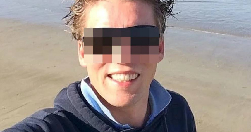 警方在德國埃森一處車庫中發現拉爾夫·K（Ralf K.）遺體，車輛已遺棄多年。（圖／警方提供）