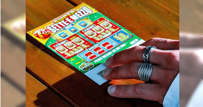 美國密西根州一名男子因一次意外的購買決定，幸運抱回100萬美元（約新台幣3145萬元）的刮刮樂大獎。（示意圖／Unsplash）