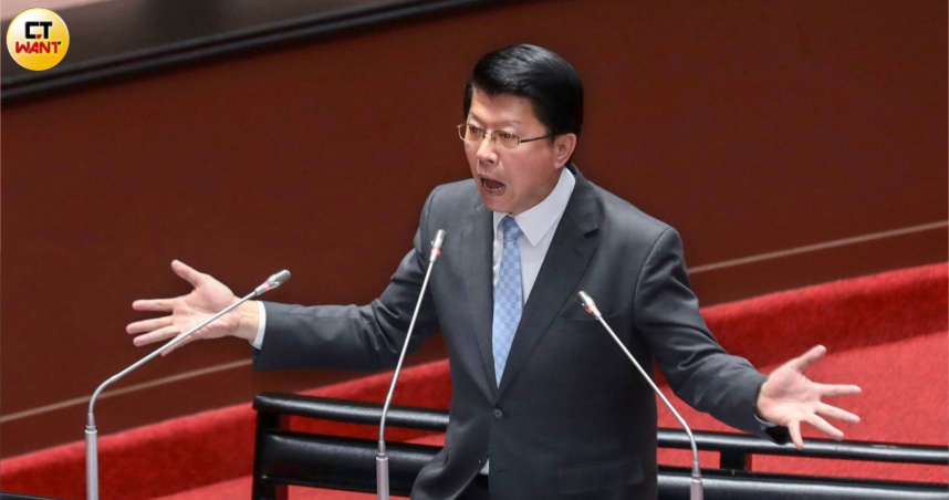 國民黨立委謝龍介喊話藍白「往前看、向前走」。（圖／周志龍攝）