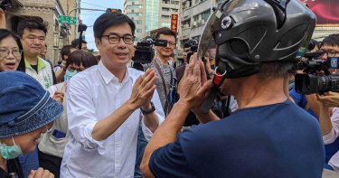 柯文哲酸不知是阿舅還是阿伯回來 陳其邁指應是市長要回來
