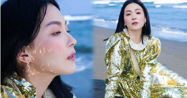 MSGM金色亮片立領長洋裝／NT64,500。（圖／時報周刊）