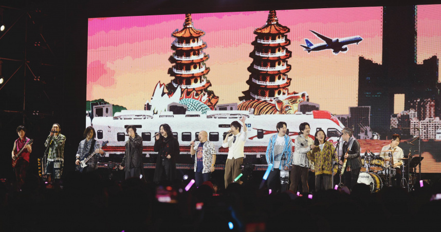 麋先生與師兄五月天一同合唱。（圖／相信音樂提供）