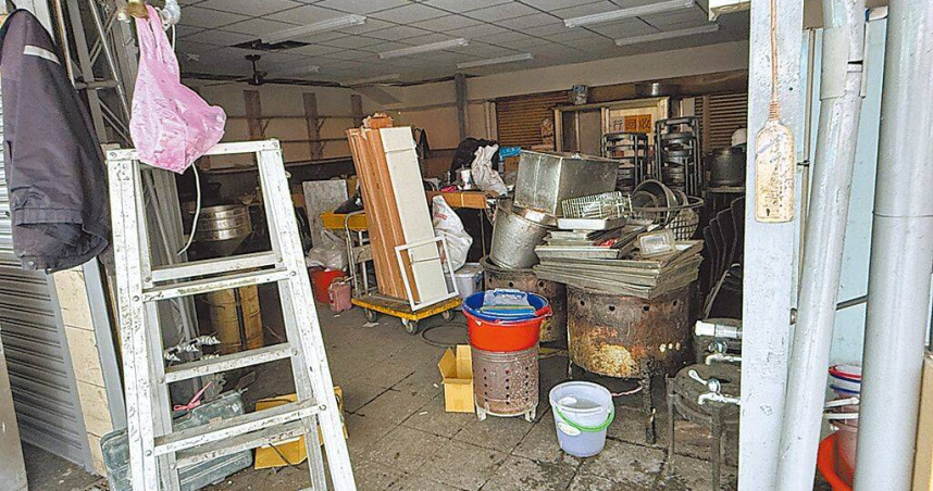 台中市第五市場樂群早點已裝修天花板。（圖／中國時報寶智華攝）