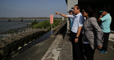 沒風災大排竟坍塌 嘉縣長翁章梁震怒徹查豆腐渣工程