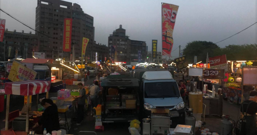 有民眾到彰化精誠夜市買關東煮，被結帳價格嚇到。（圖／翻攝自精誠夜市臉書）