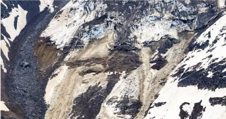 （圖／翻攝自blue news）