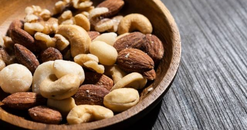 杏仁果的營養價值很高。（示意圖／翻攝自photoAC）