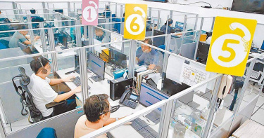 警方從警示帳戶等資料分析尚未報案的「潛在被害人」，派員阻詐。圖為165反詐騙專線平台。（圖／報系資料照片）