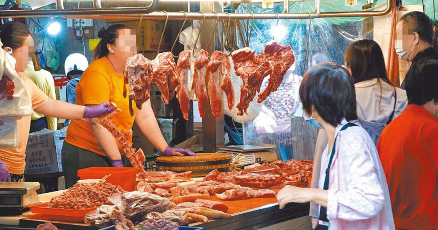 農業部宣布暫停豬肉與相關產品出口，並向WOAH通報疫情。（圖／報系資料照）