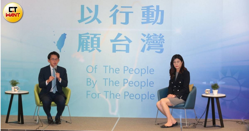 國民黨主席鄭麗文、台灣民眾黨主席黃國昌「以行動顧台灣，主席高峰會談」。（圖／周志龍攝）