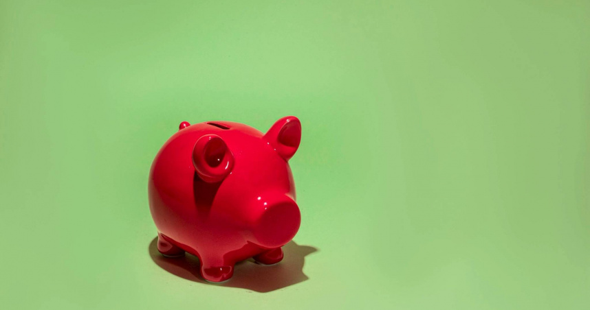 股息別急著領！台股衝破3萬點…專家點009816「不配息ETF」才是滾錢神隊友。（ 圖／pexels）