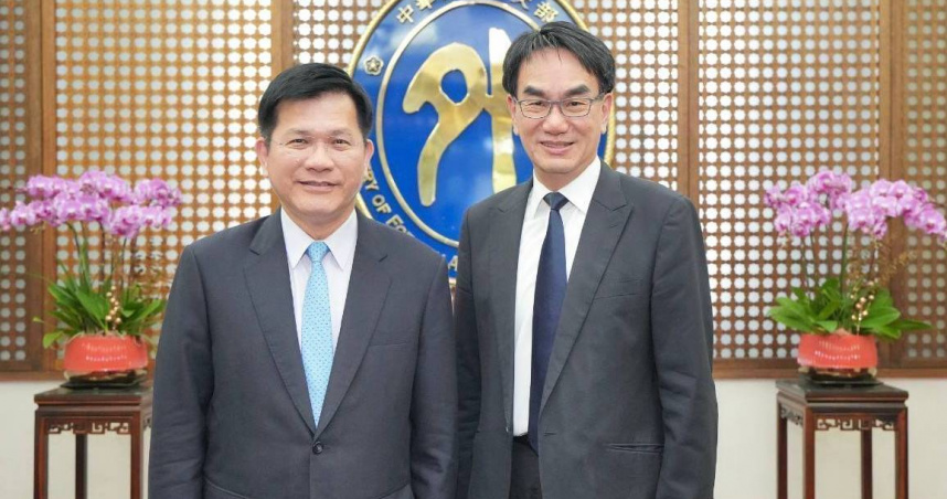 外交部長林佳龍與數位發展部長林宜敬於20日在外交部召開雙部長會議。（圖／取自外交部網站）