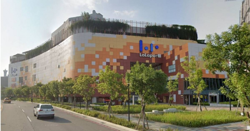 台中市東區警方今天在LaLaport北館逮到1名前陣子涉嫌偷竊公仔的46歲劉姓男子。（圖／翻攝自Google Maps）