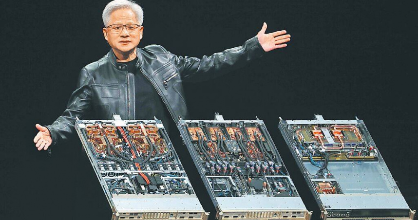美國批准輝達恢復向中國出口H20晶片，但相關供應鏈傳出新變數，引發市場關注。圖為輝達執行長黃仁勳。（圖／美聯社）