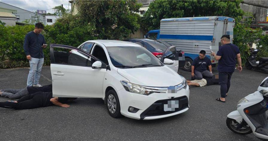 宜蘭市5日有民眾疑因發生口角衝突，有1名男子遭4人強押上車，警方獲報後在2小時內發現作案車輛並逮捕到4名犯嫌。（圖／警方提供）