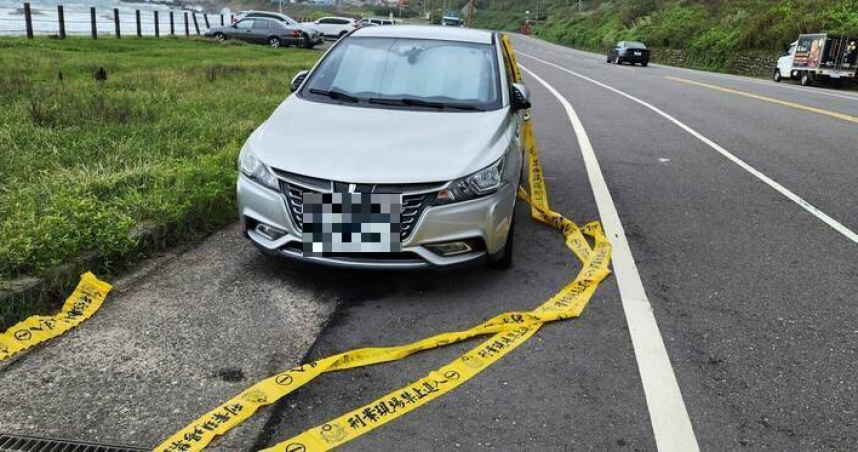 瑞芳轎車傳出惡臭，警方發現有女子陳屍在內。（圖／翻攝畫面）