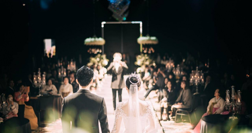 婚禮現場氣氛原應溫馨喜悅，卻因紅包爭議意外引起話題。（圖／Pixabay）