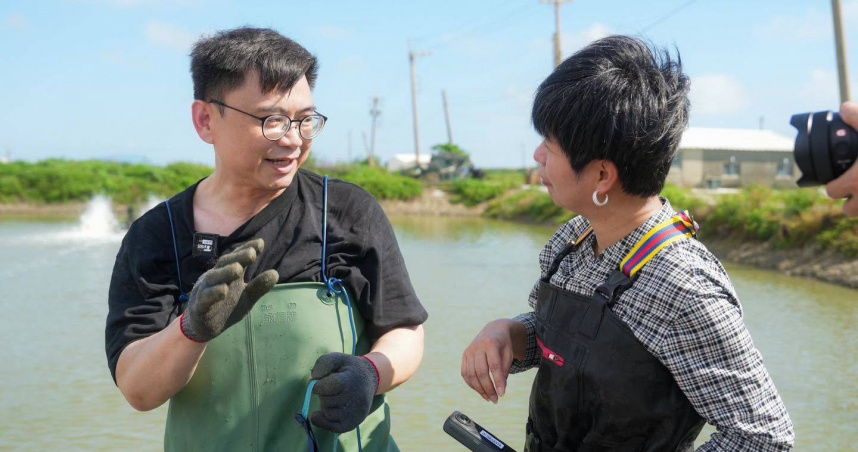 民進黨高雄市長參選人賴瑞隆（左）團隊表示，網路流傳影片經惡意剪輯，刻意營造其搞錯高雄地名的印象。（圖／賴瑞隆臉書）